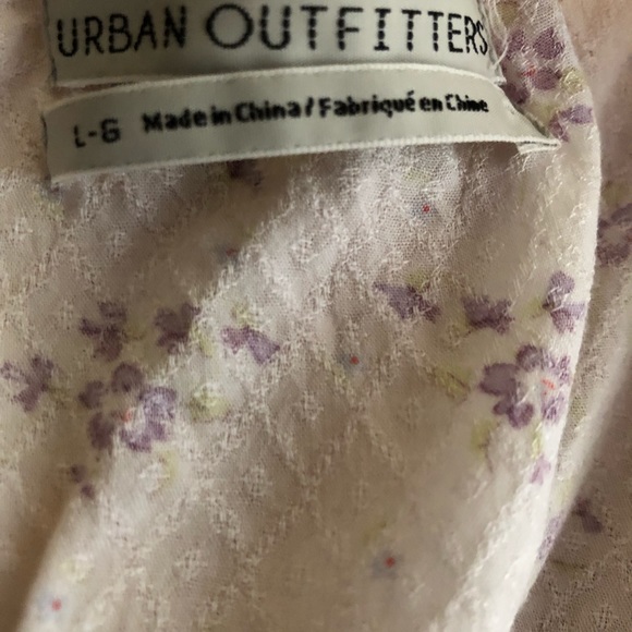 Urban Outfitters Crop Top - Picture 2 of 3